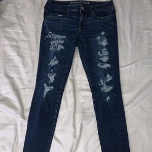 American Eagle Ripped Skinny Jeans, Size 4.